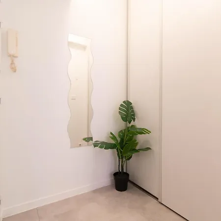 Le Studieux 2-t1-25m2-metro 7 Апартаменты